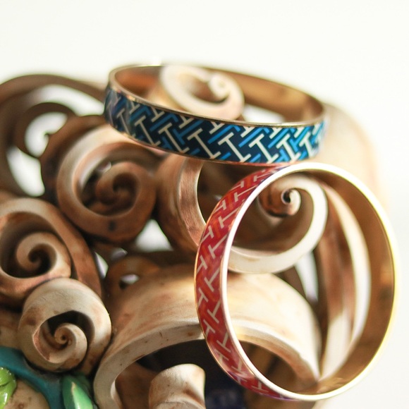 2 Tommy Hilfiger bracelets - Picture 3 of 7